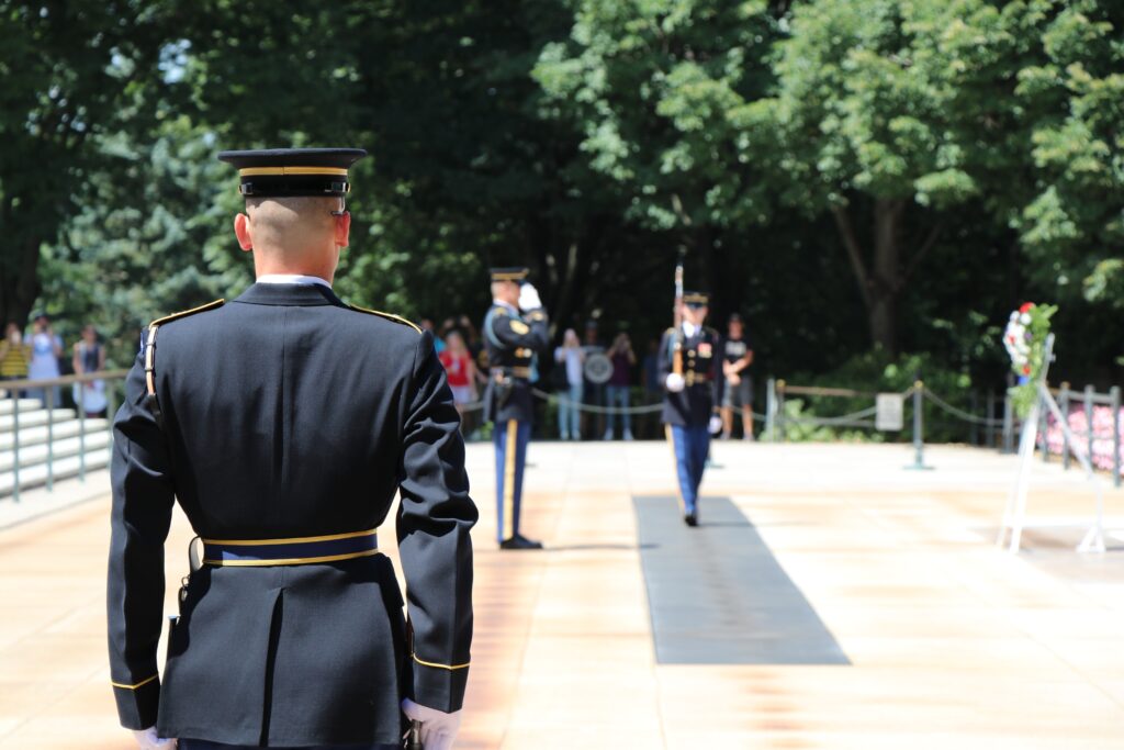 Cambio de guardia en el Cementerio Nacional de Arlington