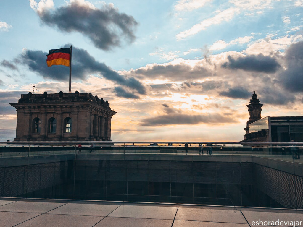 Visitar el Reichstag, el parlamento alemán
